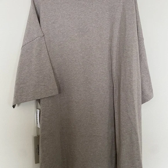 Fear of God Essentials Tee Core Heather FW23 - Picture 5 of 7